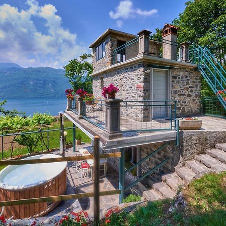 La Casetta Nel Bosco - Hot Tube And Sauna 列尔纳 外观 照片