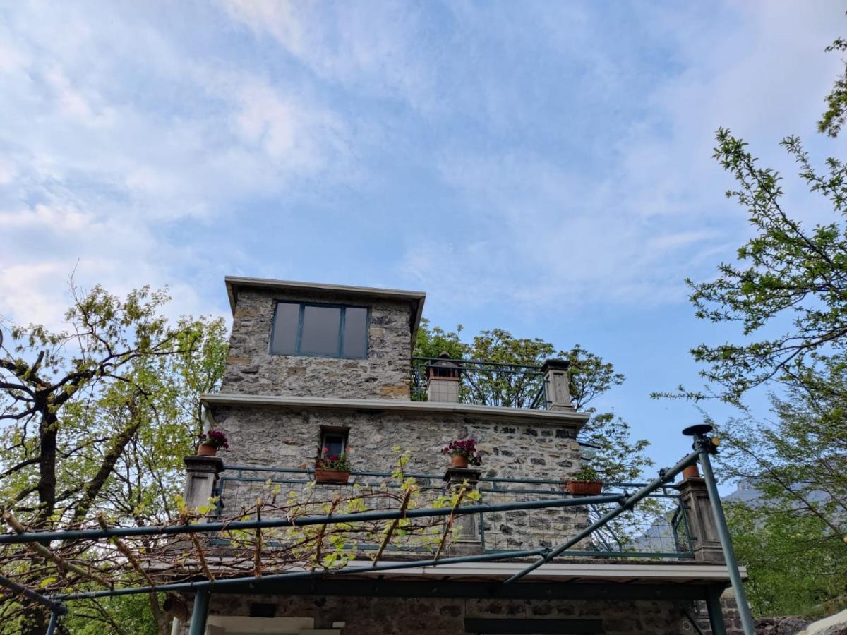 La Casetta Nel Bosco - Hot Tube And Sauna 列尔纳 外观 照片